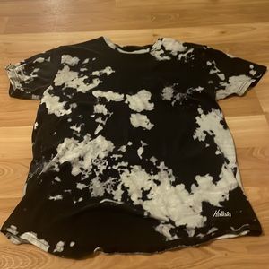 Hollister black and white tee shirt small
